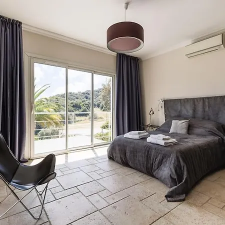Serenita Piscine Chauffee Et A Ajaccio Ajaccio (Corsica)