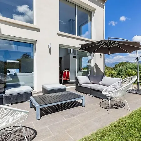 Villa Serenita Piscine Chauffee Et A Ajaccio *