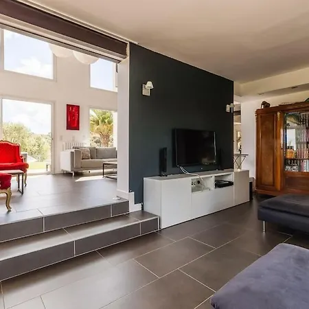Serenita Piscine Chauffee Et A Ajaccio Villa